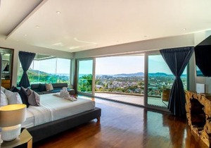 Villa Beyond 9 Bedrooms Seaview - Full Services