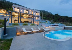 Villa Blue Hill