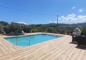 Villa Callista with Private Pool and Hot Tub
