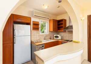 Villa Callistemon - Four Bedroom Villa, Sleeps 9
