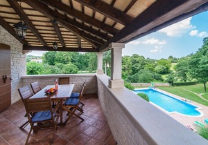 Villa Catarina with Beautiful and Spacious Garden and Pool