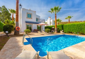 Villa Chrysanthemum