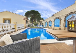 Villa Crisantemo (Lloret de Mar)