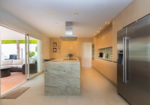 Villa del Maestro is a luxury villa in quiet residence close to golf