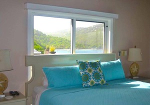 Villa Eau Claire - Magens Bay Affordable Beachfront Villa
