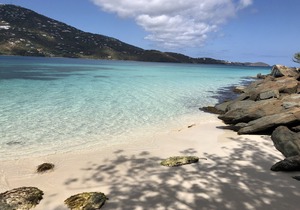 Villa Eau Claire - Magens Bay Affordable Beachfront Villa