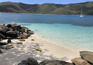 Villa Eau Claire - Magens Bay Affordable Beachfront Villa