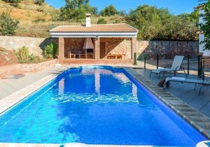 Villa El Terral Riogordo by Ruralidays