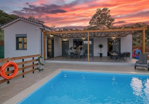 Villa Eleonas with private swimming pool
