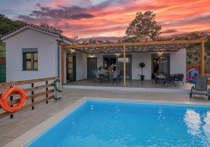 Villa Eleonas with private swimming pool