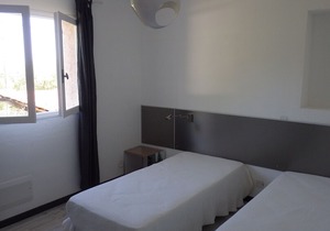Villa Faounzina N ° 5, 10 people, swimming pool, 300 m from the beach, air conditioning