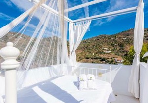 Villa Felicidad Sayalonga by Ruralidays
