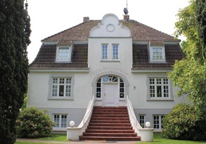 Villa Friedericia, apartment 3-ground floor left - living in a villa