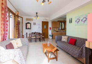 Villa Garifallia - Three Bedroom Villa, Sleeps 6