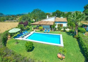 Villa Geranios by Villa Plus