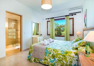 Villa GERANIOS