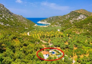 Villa Glysteri: Large Private Pool, Walk to Beach, A/C