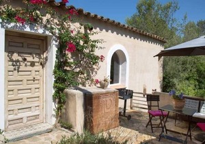 Villa Hermosa at Masia Nur