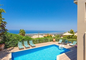 Villa Ilia: Large Private Pool, Sea Views, A/C, WiFi