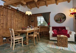villa in Bellamonte with garden