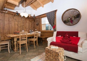 villa in Bellamonte with garden