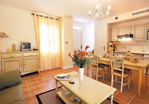 Villa in Fayence with Private Pool & BBQ
