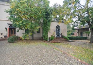 Villa in Lombardy near Po River