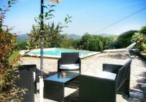Villa in Sasso Pisano wuith garden