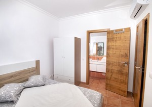 Villa Jacinta - AL (Official Local Accommodation)