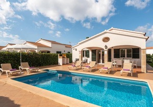 Villa Juana by Mauter Villas