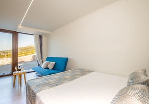 Villa Kedria 3 bedroom villa with a private heated pool
