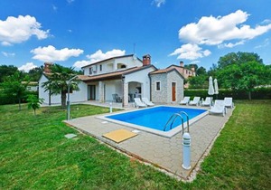 Villa Kmacici 376
