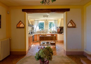 Villa La Felce, a typical Tuscan farmhouse surrounded by nature