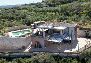 Villa Lady Dafni with private heated pool