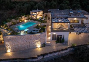 Villa Lady Dafni with private heated pool