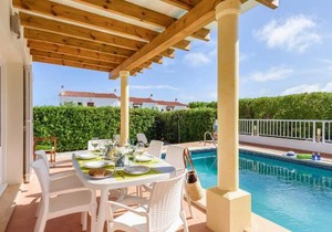 Villa Las Rosas by Villa Plus