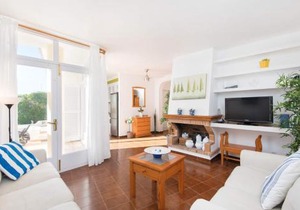 Villa Las Rosas by Villa Plus