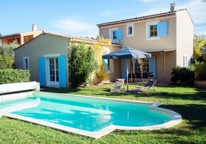 Villa Le Clos Savornin 8p Domaine in Saint-Saturnin-Lès-Apt