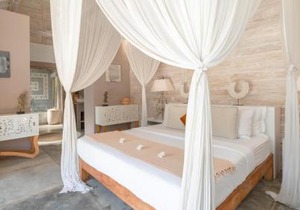 Villa Little Mannao by Villa Finder
