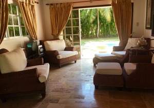 Villa M-3 Metro Country Club RD