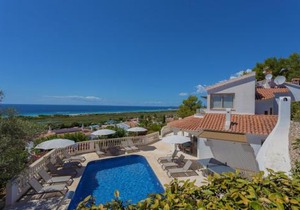 Villa Maitreya By MENORCARENTALS