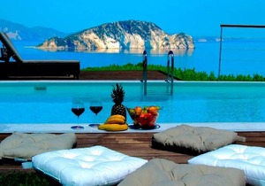 Villa Marathonisi View - wonderful 3 bedroom Zante villa, private pool and AC