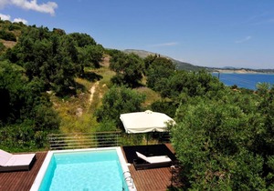 Villa Marathonisi View - wonderful 3 bedroom Zante villa, private pool and AC