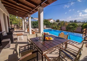 Villa Maro: Large Private Pool, A/C, WiFi