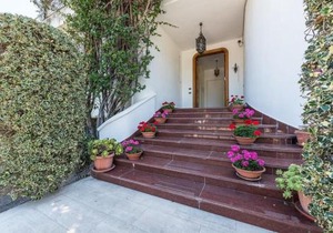 Villa Mary