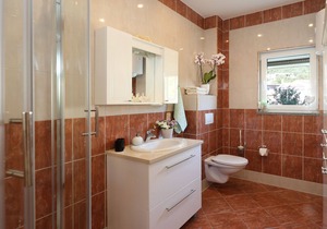 Villa Matija **** SWIMMING POOL HEATED, WiFi, NEAR THE BEACH, QUIET
