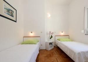 Villa Matija **** SWIMMING POOL HEATED, WiFi, NEAR THE BEACH, QUIET
