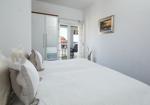 Villa Matija **** SWIMMING POOL HEATED, NEAR THE BEACH, WiFi, PARKING