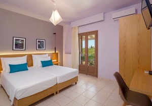 Villa Melograno III with private swimming pool
