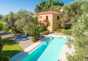 Villa Miguela: Large Private Pool, A/C, WiFi, Eco-Friendly